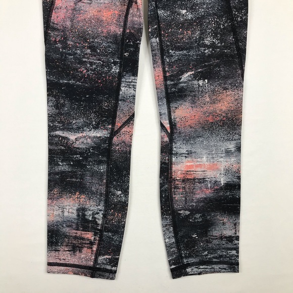Lululemon Time To Sweat Leggings Sz 4 - Picture 3 of 11
